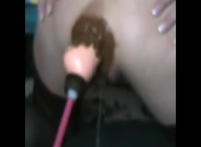 Video :Big thrusting dildo making a girl shit herself